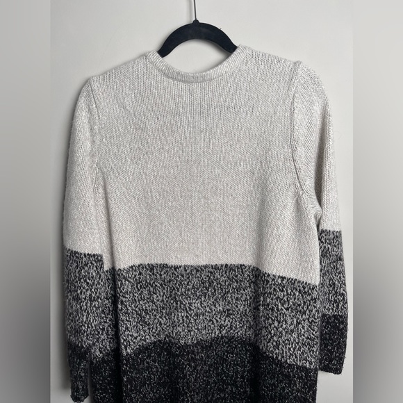 Torrid Colorblock Knit Open Front Cardigan Size 2XL but fits like 1X or 0 - Picture 10 of 11